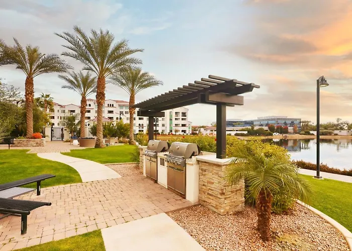 By Marriott Phoenix Chandler/south Hotel 3*