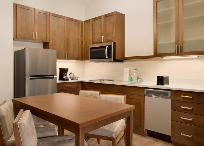 By Marriott Phoenix Chandler/south Hotel 3*