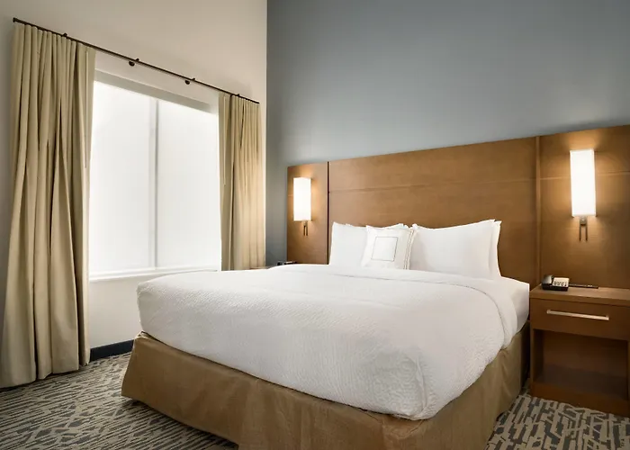 By Marriott Phoenix Chandler/south