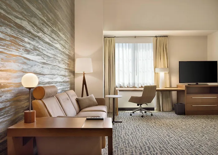 Hotel By Marriott Phoenix Chandler/south 3*