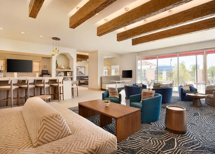 Hotel By Marriott Phoenix Chandler/south 3*