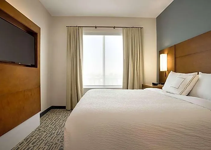 By Marriott Phoenix Chandler/south 3* Chandler