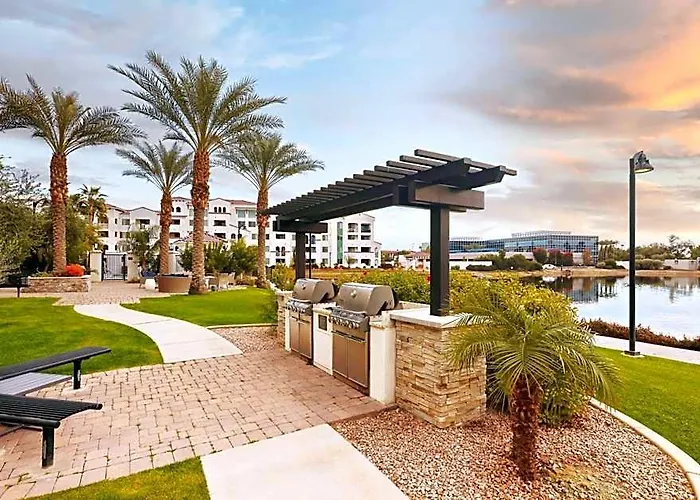By Marriott Phoenix Chandler/south 3*