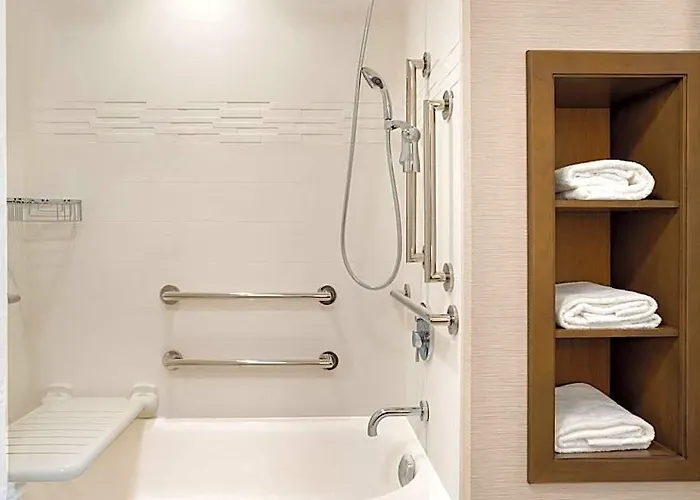By Marriott Phoenix Chandler/south 3* Chandler
